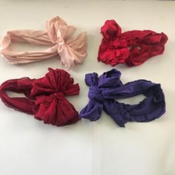 **3/$15**Baby Toddler Messy Bow Headbands - Picture 1 of 5